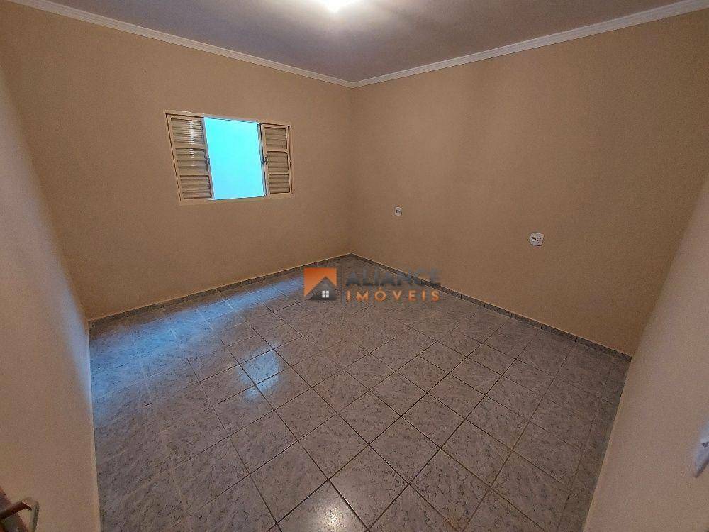 Casa à venda com 2 quartos, 98m² - Foto 11