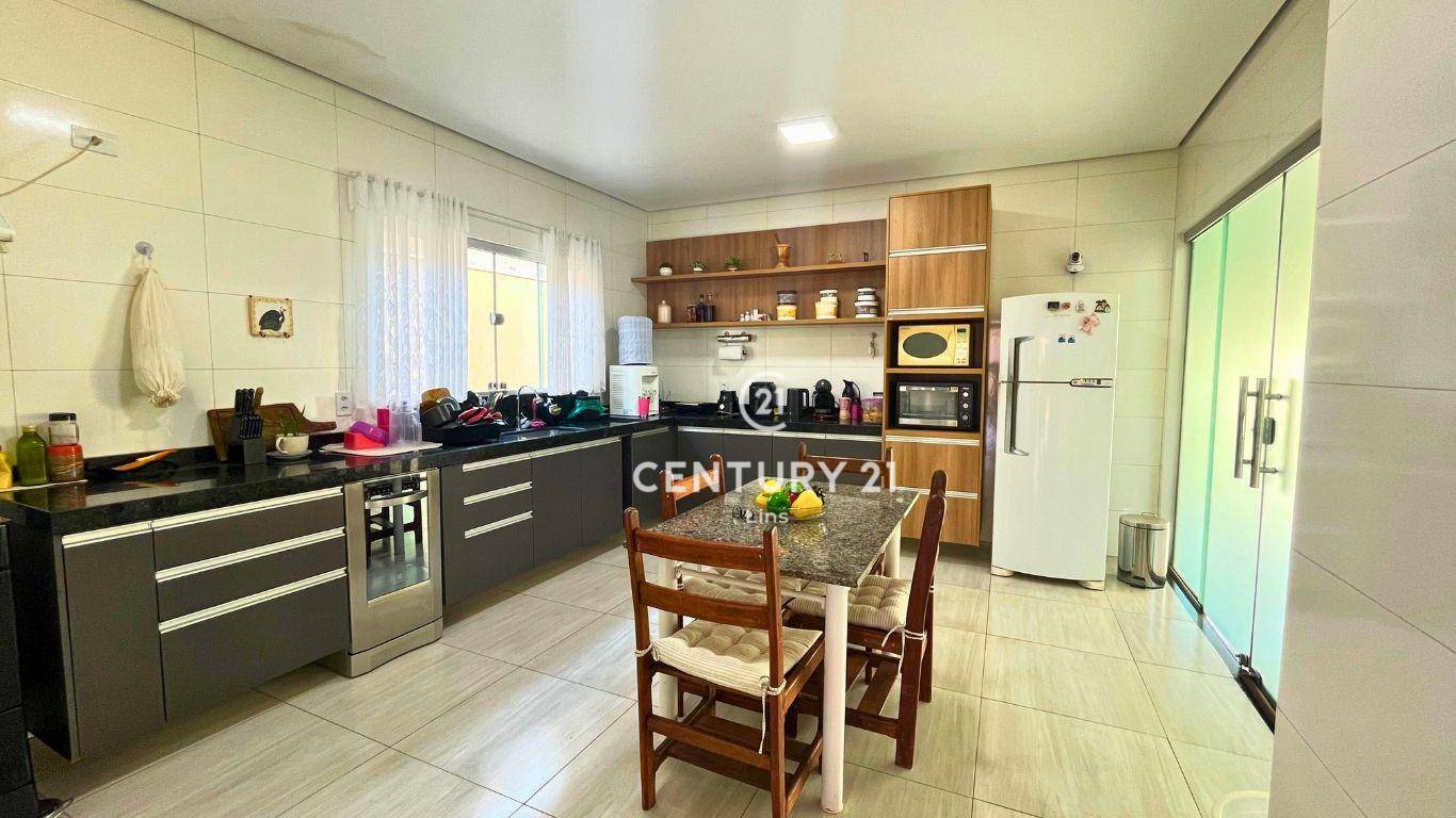 Casa à venda com 3 quartos, 432M2 - Foto 20