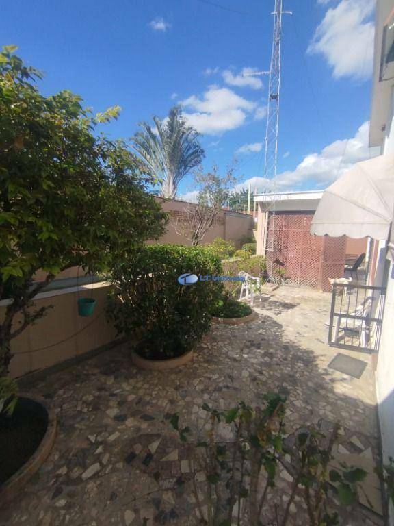Sobrado à venda com 4 quartos, 333m² - Foto 30