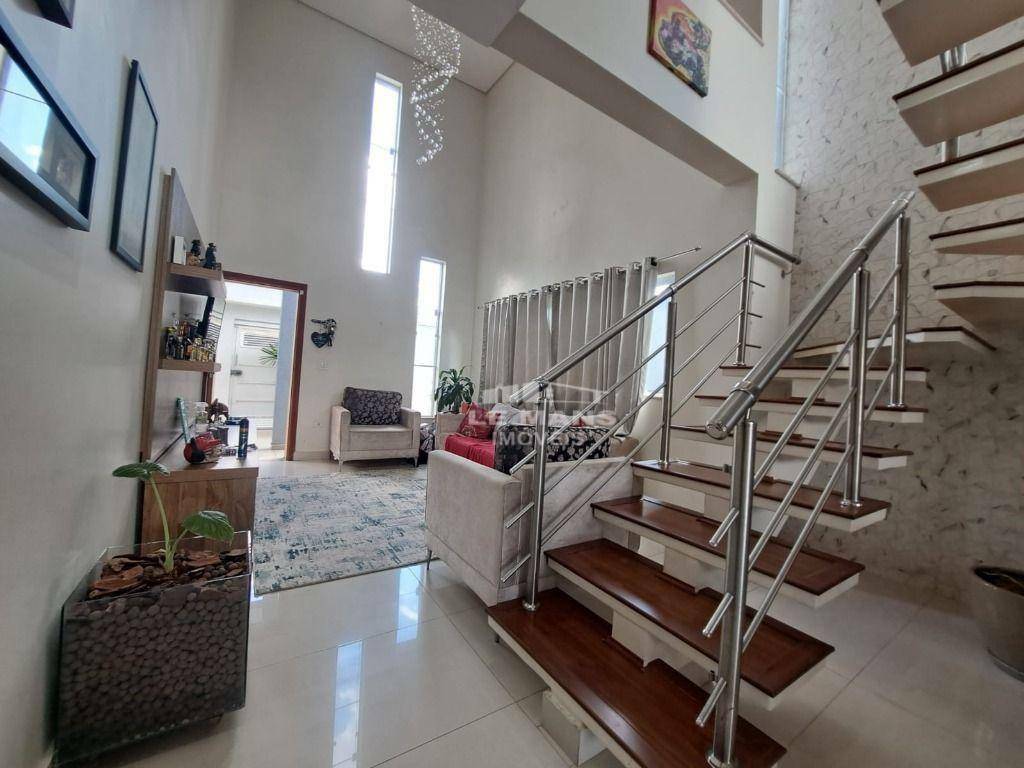Casa à venda com 3 quartos, 150m² - Foto 3