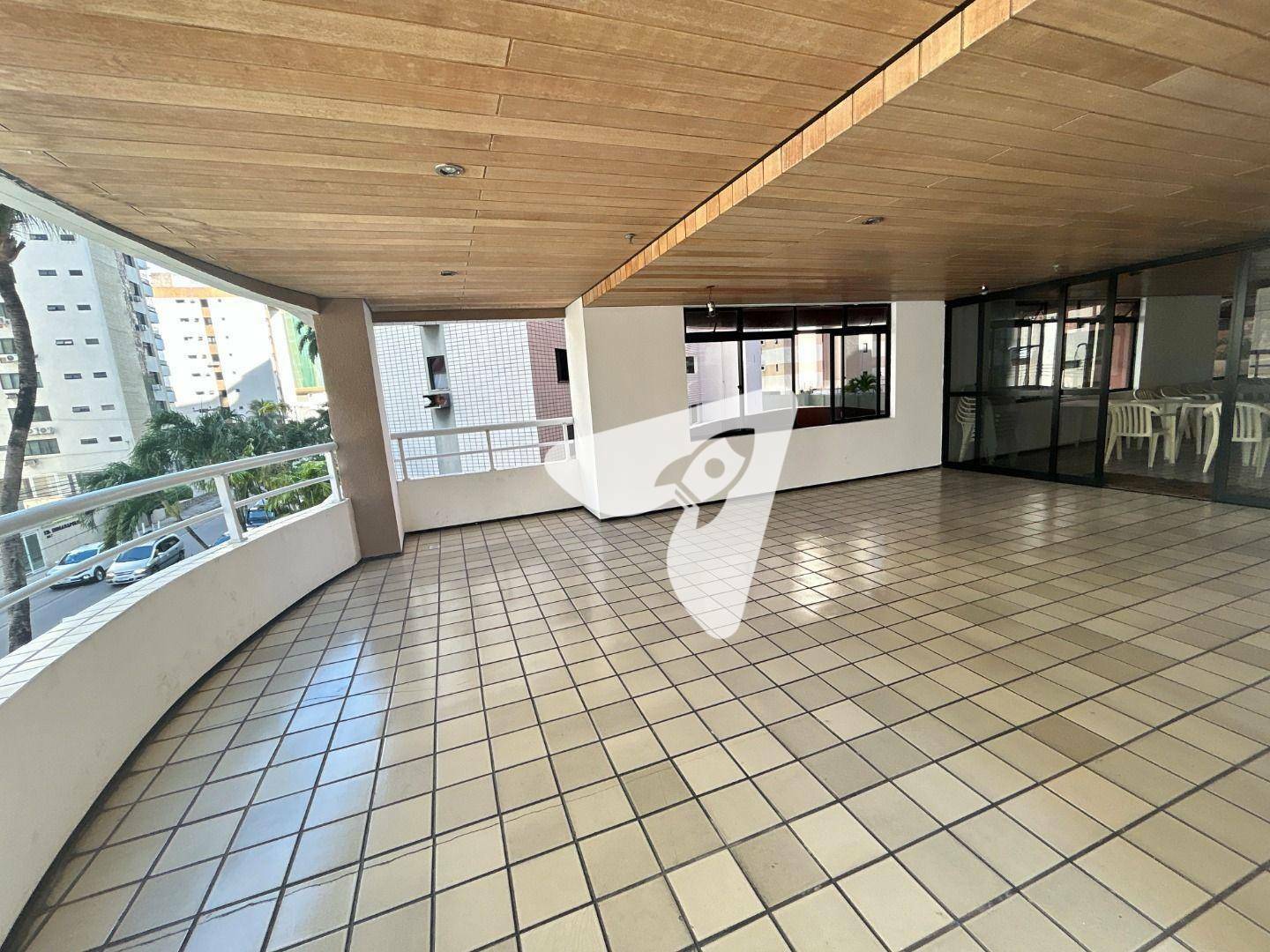 Apartamento à venda com 3 quartos, 196m² - Foto 41