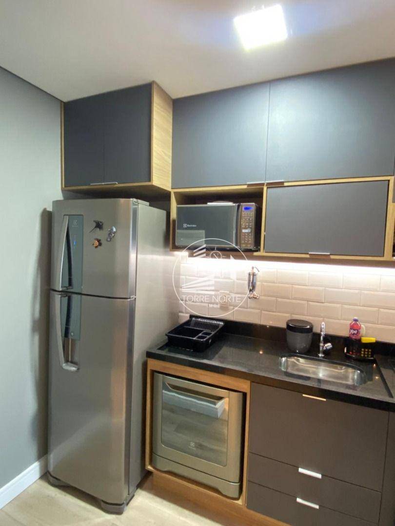 Apartamento à venda com 2 quartos, 55m² - Foto 7