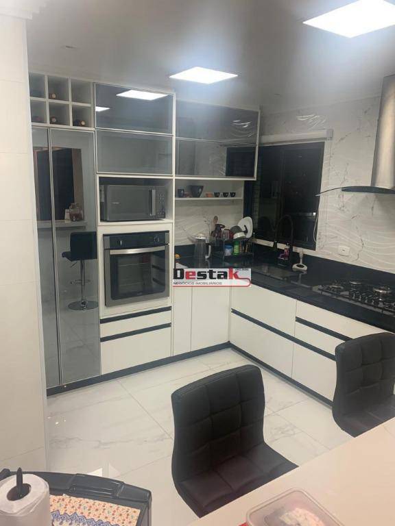 Apartamento à venda com 3 quartos, 110m² - Foto 6