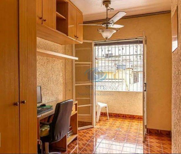 Casa à venda com 3 quartos, 210m² - Foto 7