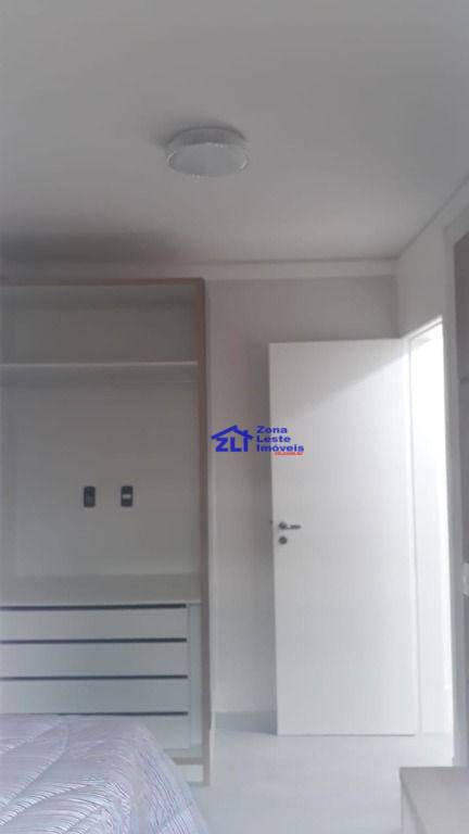 Apartamento à venda com 2 quartos, 64m² - Foto 12