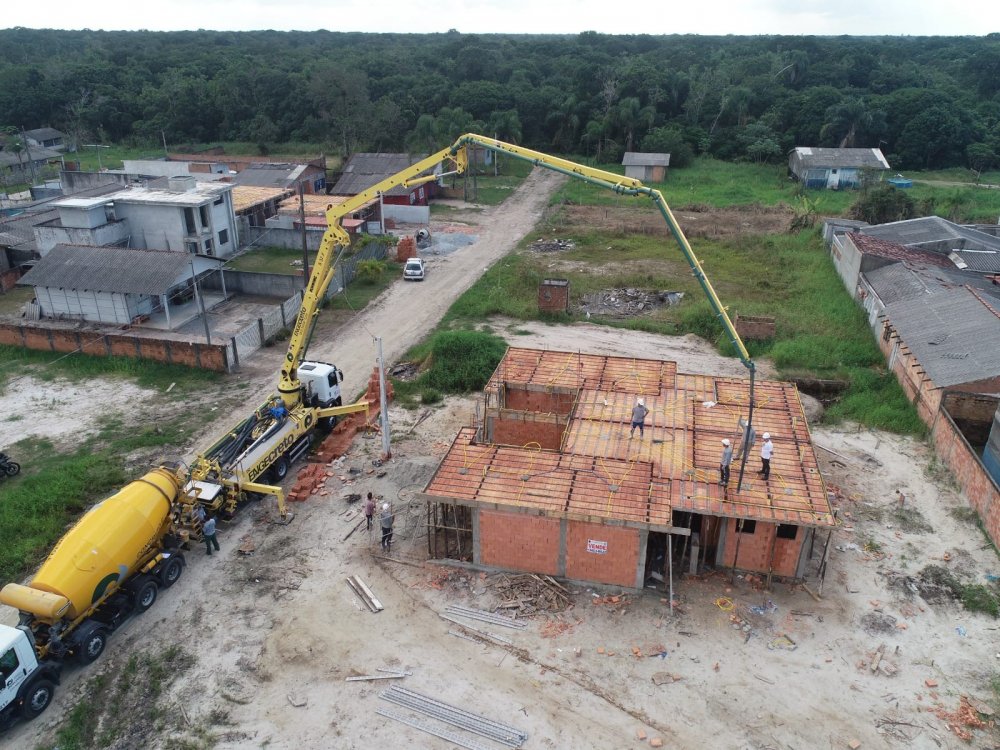 Casa à venda com 3 quartos, 80m² - Foto 15