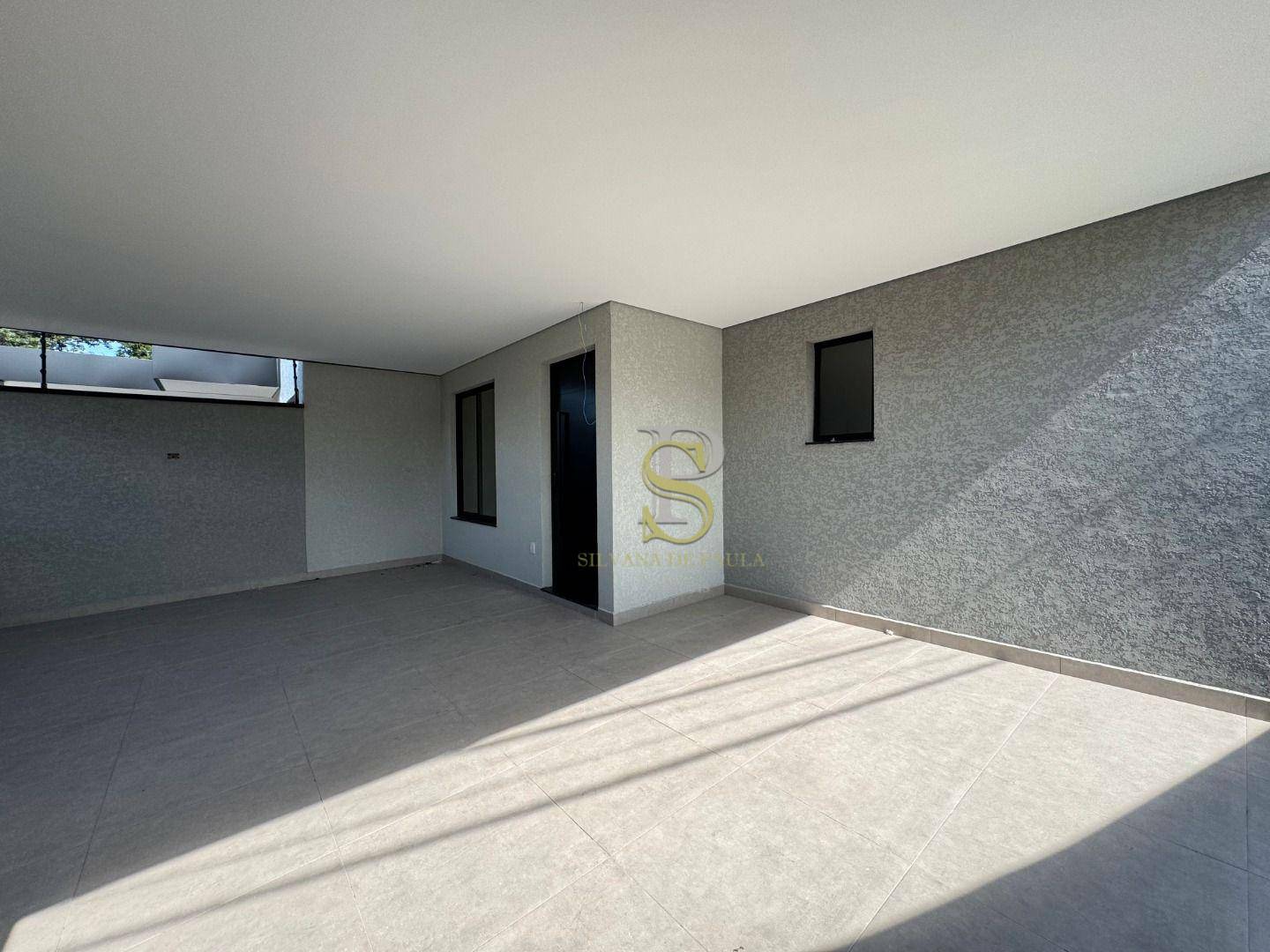 Casa à venda com 3 quartos, 153m² - Foto 4