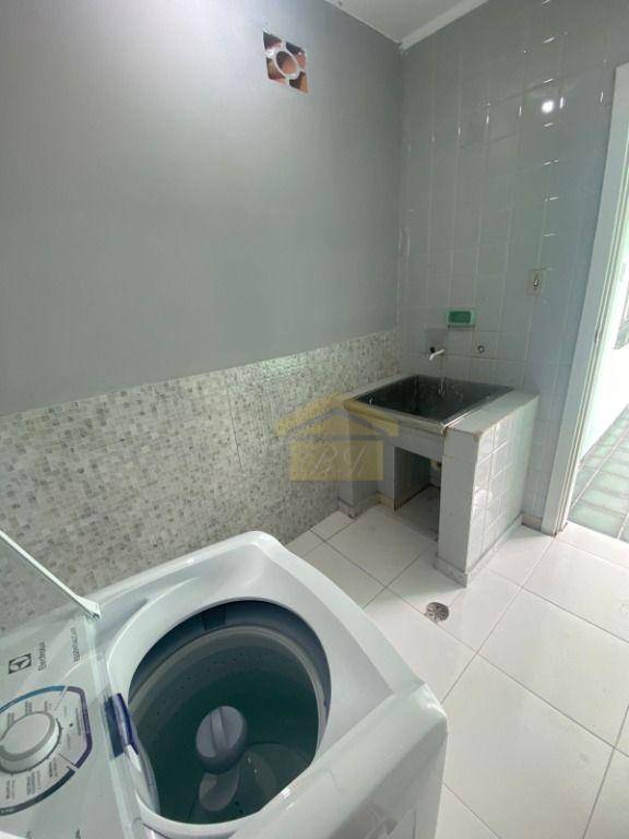 Sobrado à venda com 5 quartos, 276m² - Foto 11