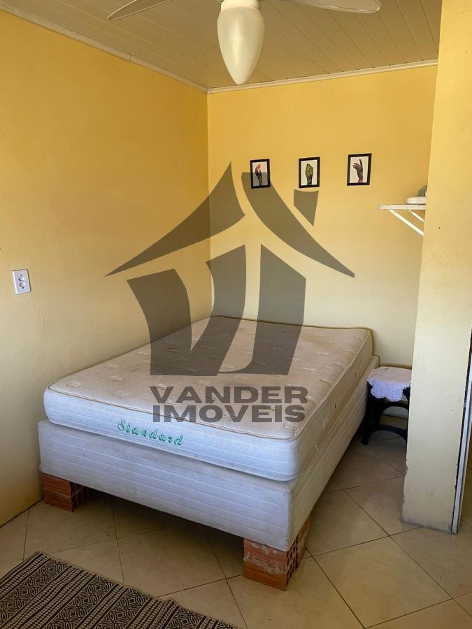 Casa à venda com 4 quartos, 300m² - Foto 11