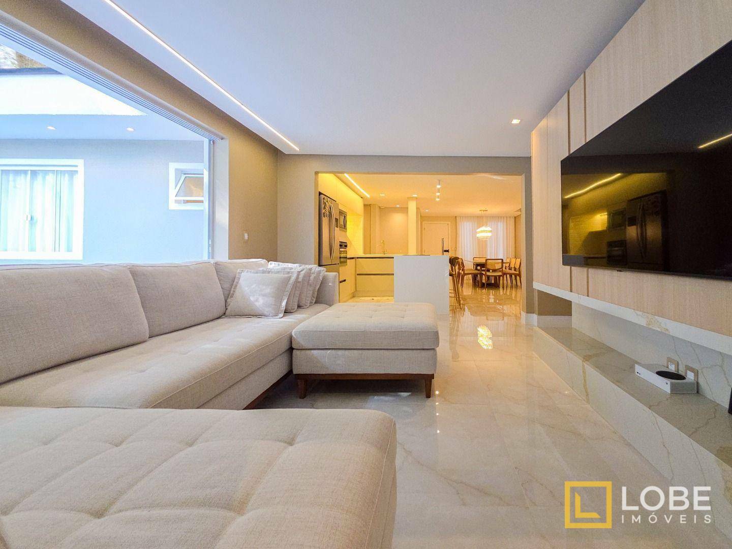 Casa à venda com 3 quartos, 330m² - Foto 13
