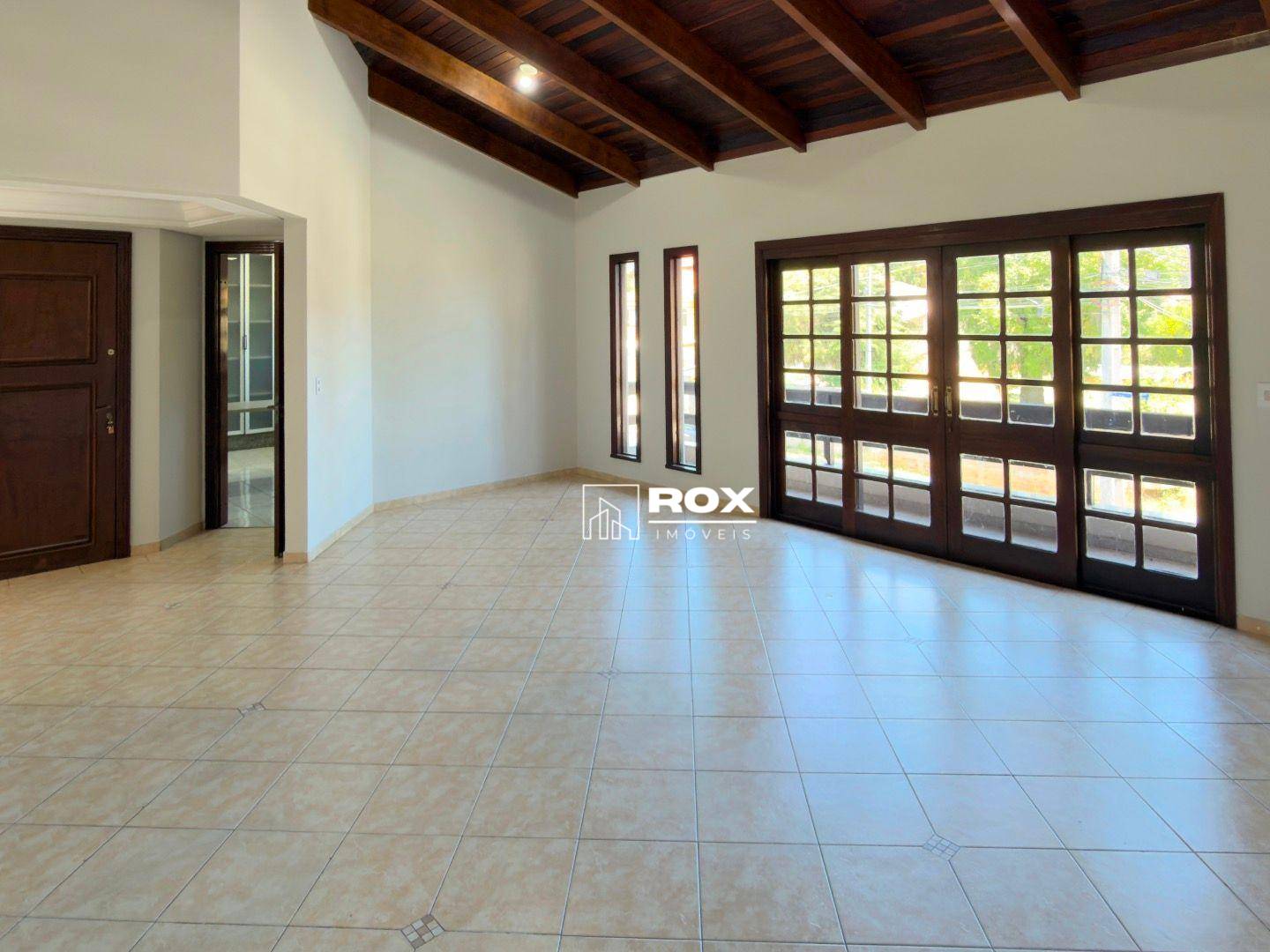 Apartamento, 3 quartos, 250 m² - Foto 2