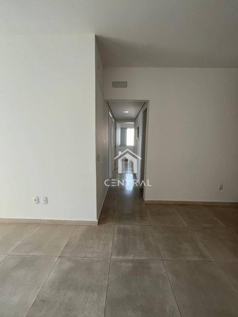 Apartamento para alugar com 3 quartos, 83m² - Foto 5
