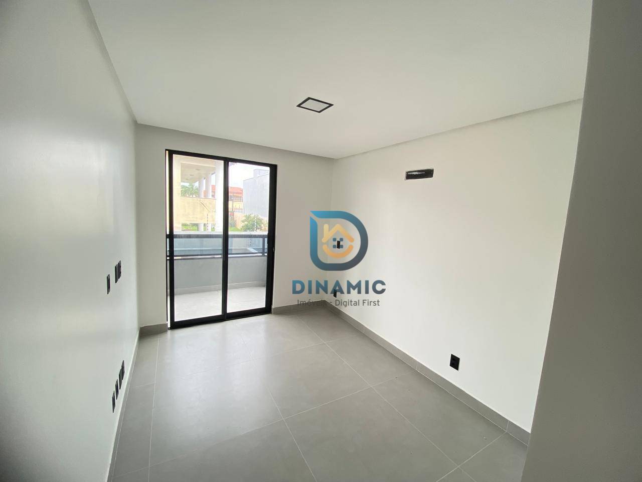 Casa à venda com 4 quartos, 186m² - Foto 5
