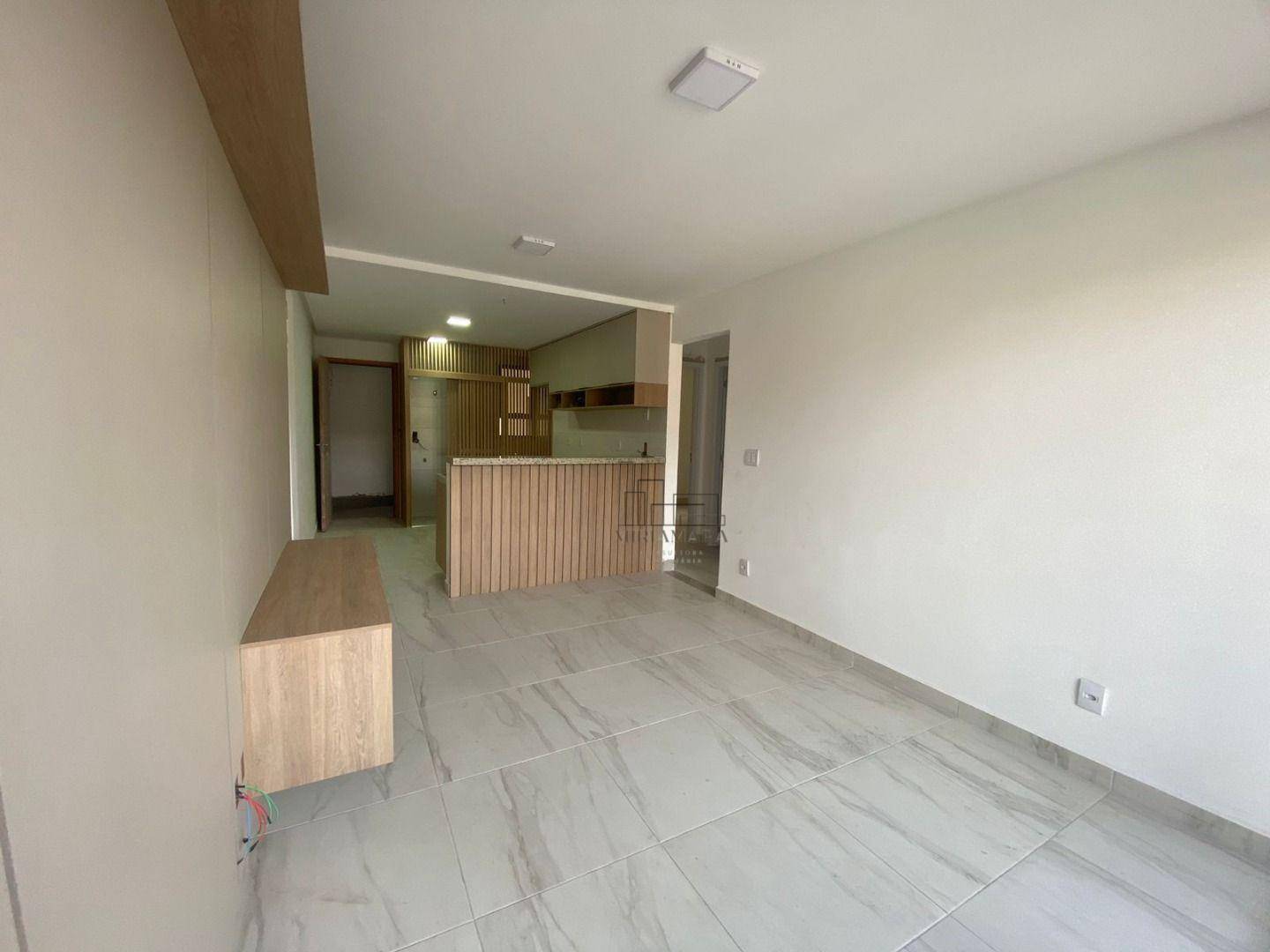 Apartamento à venda com 2 quartos, 71m² - Foto 3