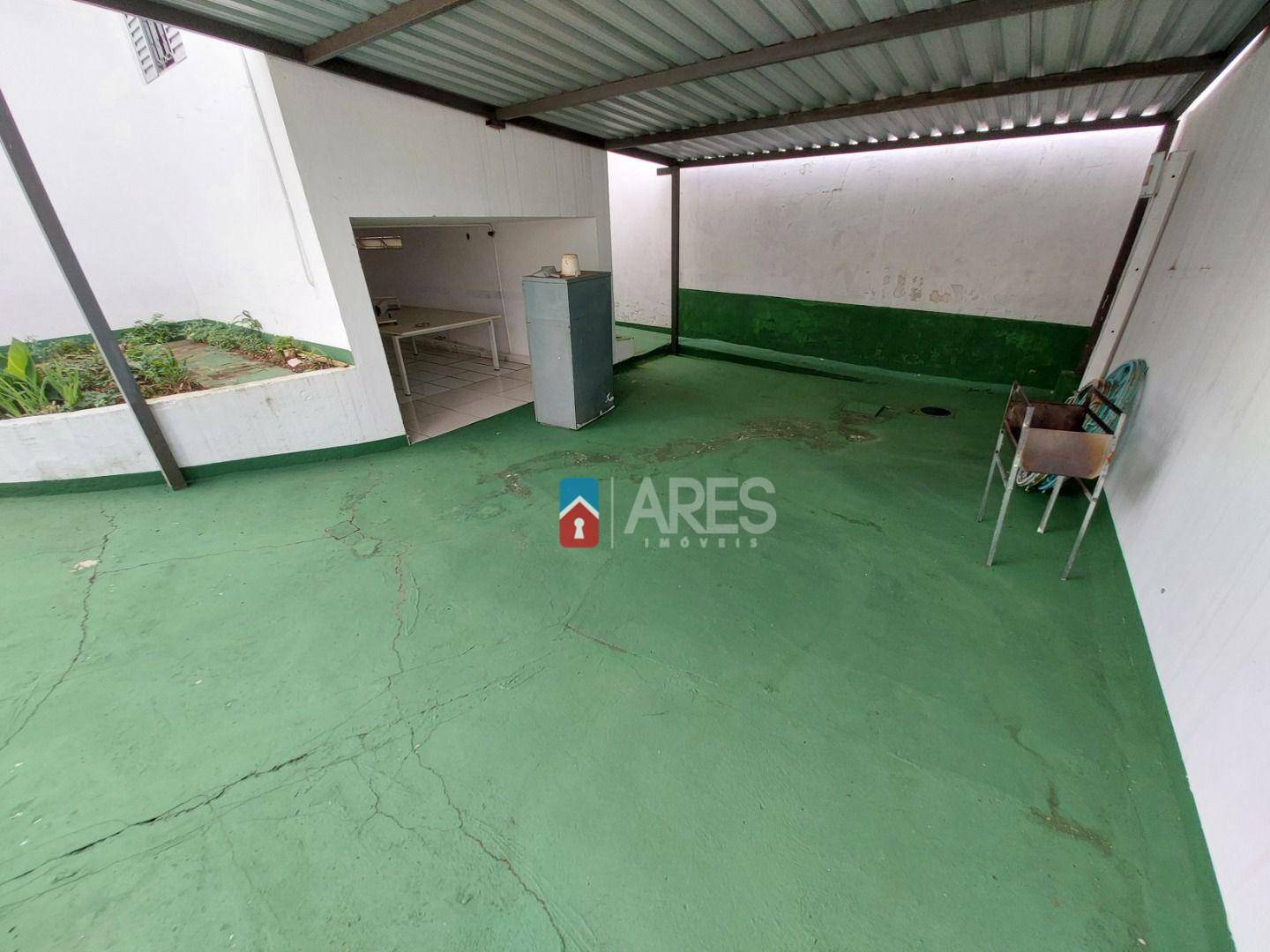 Casa à venda com 2 quartos, 154m² - Foto 13