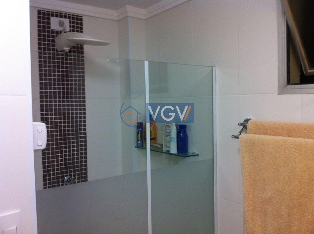 Apartamento à venda com 2 quartos, 70m² - Foto 15