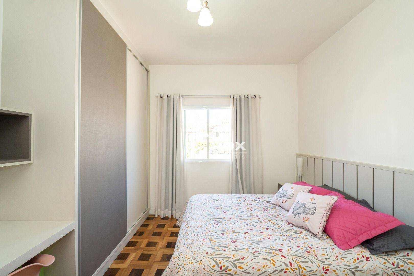 Casa à venda com 3 quartos, 190m² - Foto 18