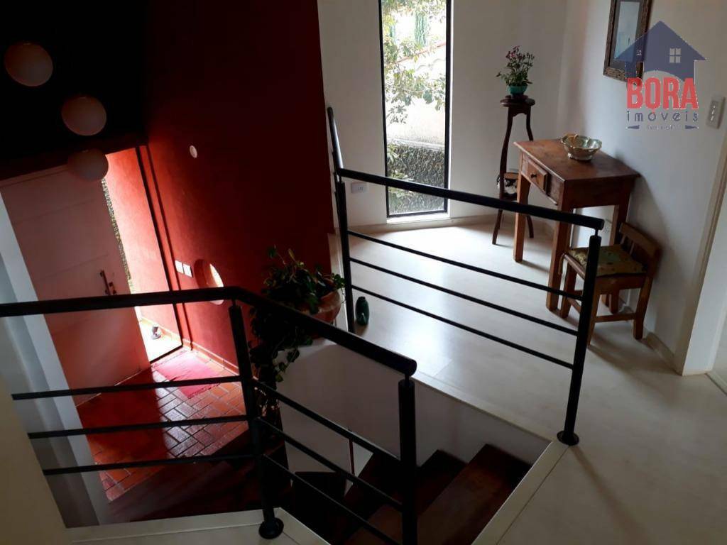 Casa à venda com 3 quartos, 300m² - Foto 5