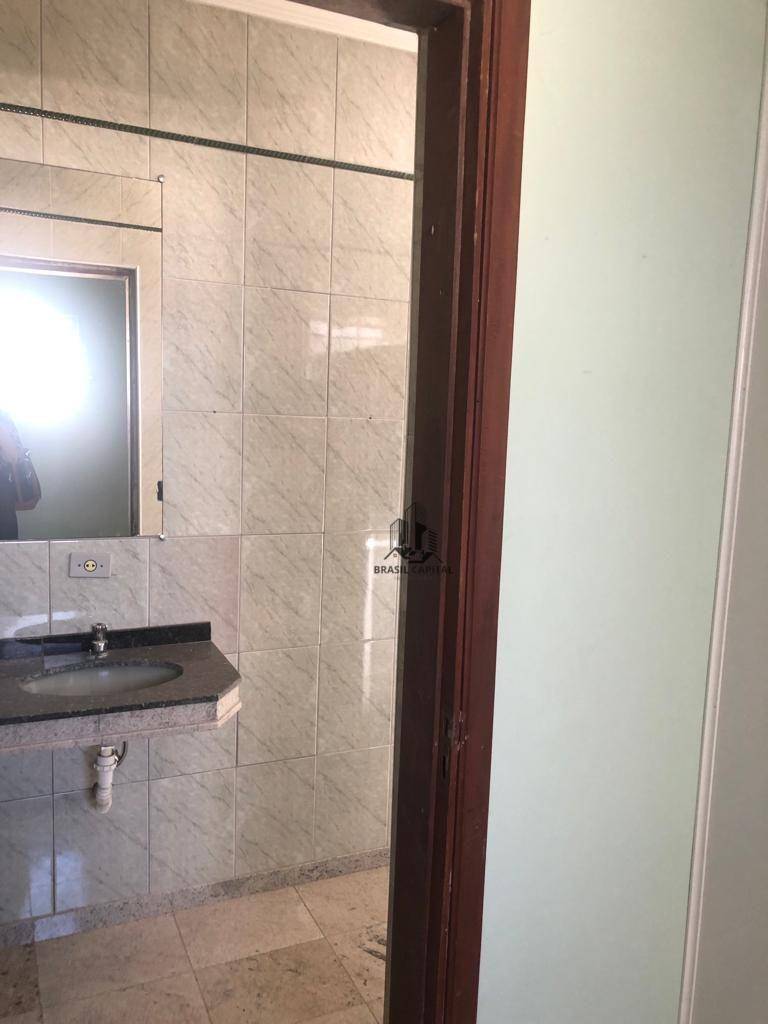 Sobrado à venda com 4 quartos, 380m² - Foto 24