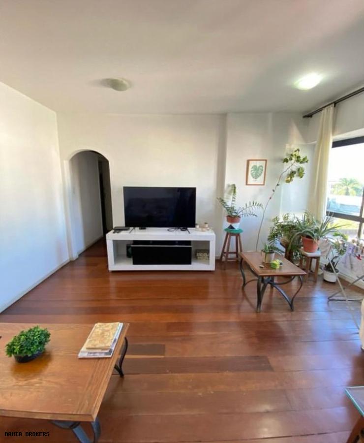 Apartamento à venda com 3 quartos, 118m² - Foto 3