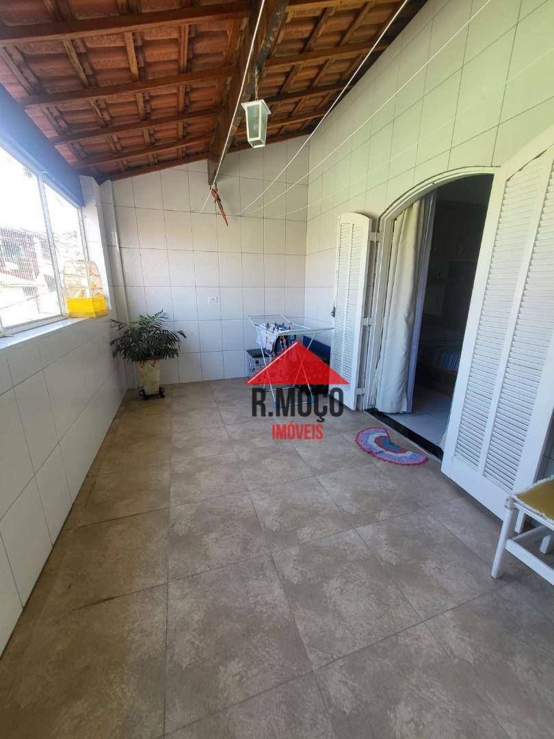 Casa à venda com 2 quartos, 120m² - Foto 26