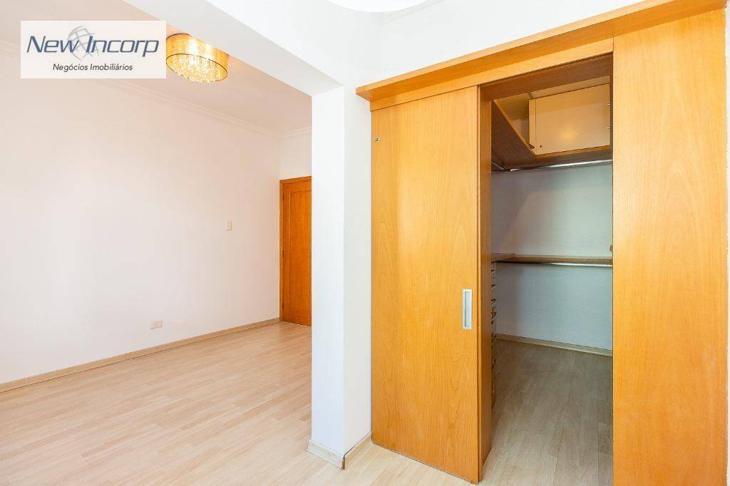 Sobrado à venda com 4 quartos, 220m² - Foto 25