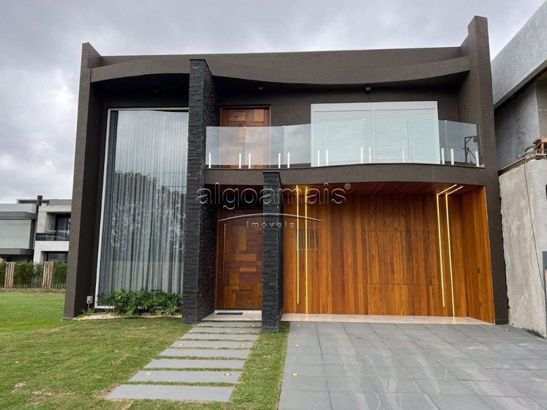 Casa de Condomínio à venda com 4 quartos, 269m² - Foto 1