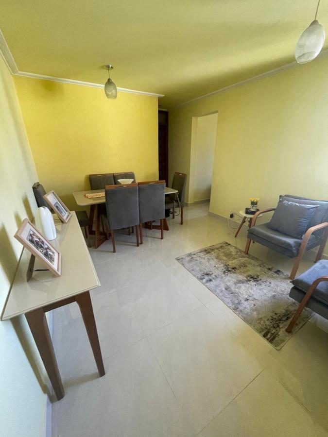 Apartamento à venda com 2 quartos, 65m² - Foto 2