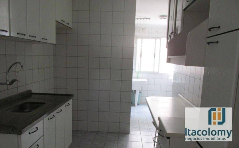 Apartamento à venda com 3 quartos, 80m² - Foto 11