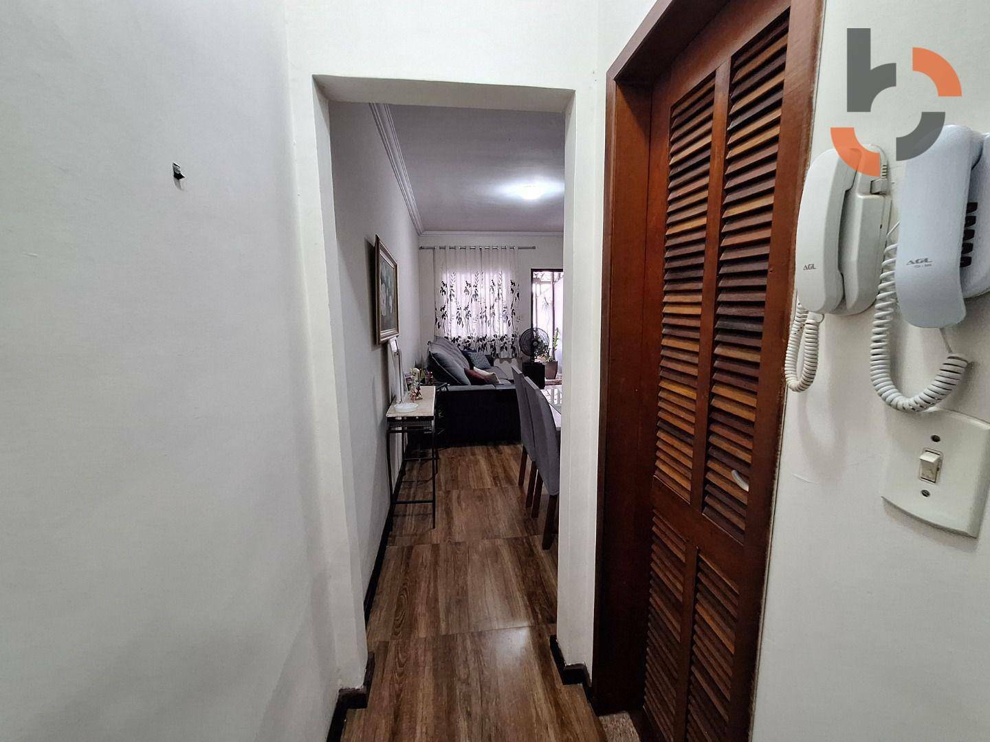 Casa à venda com 2 quartos, 69m² - Foto 12