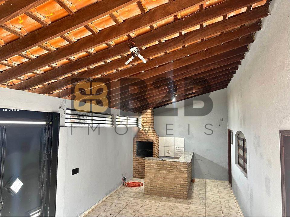 Casa à venda com 4 quartos - Foto 3