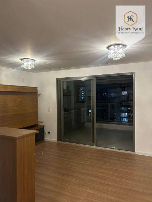 Apartamento à venda com 2 quartos, 65m² - Foto 1