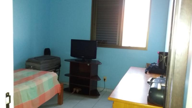 Apartamento à venda com 3 quartos, 107m² - Foto 8