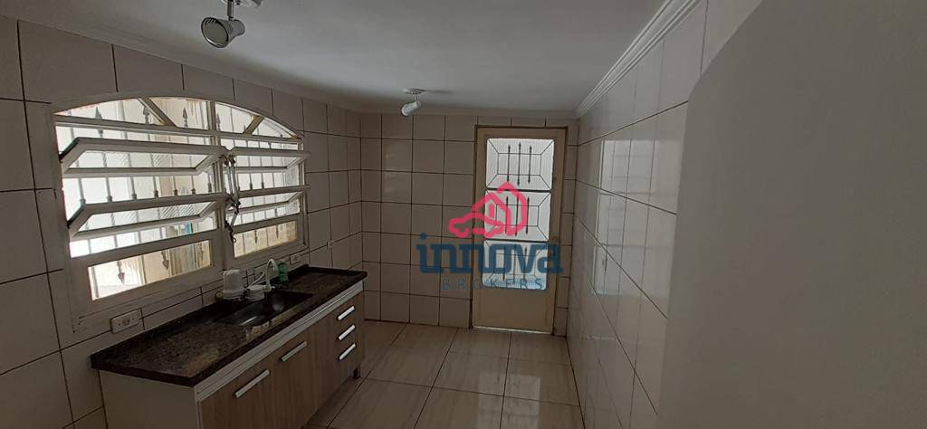 Casa à venda com 3 quartos, 183m² - Foto 6