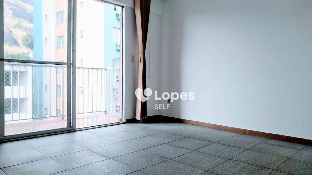 Apartamento à venda com 2 quartos, 80m² - Foto 1