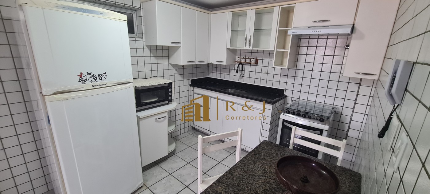 Apartamento para alugar com 3 quartos, 85m² - Foto 12