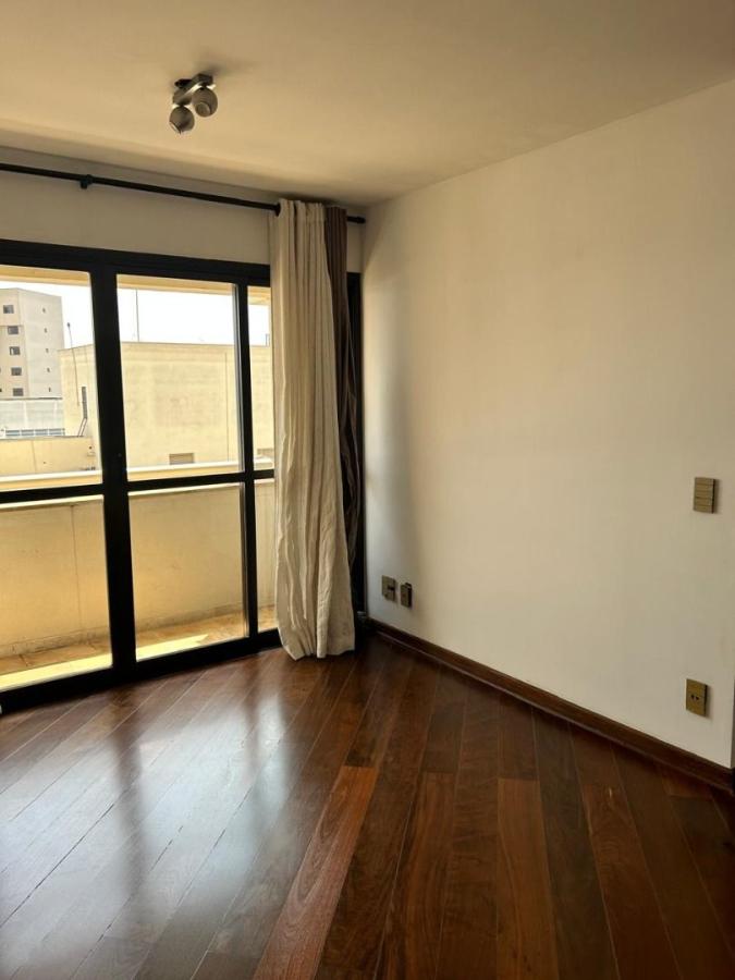 Apartamento para alugar com 3 quartos, 98m² - Foto 3