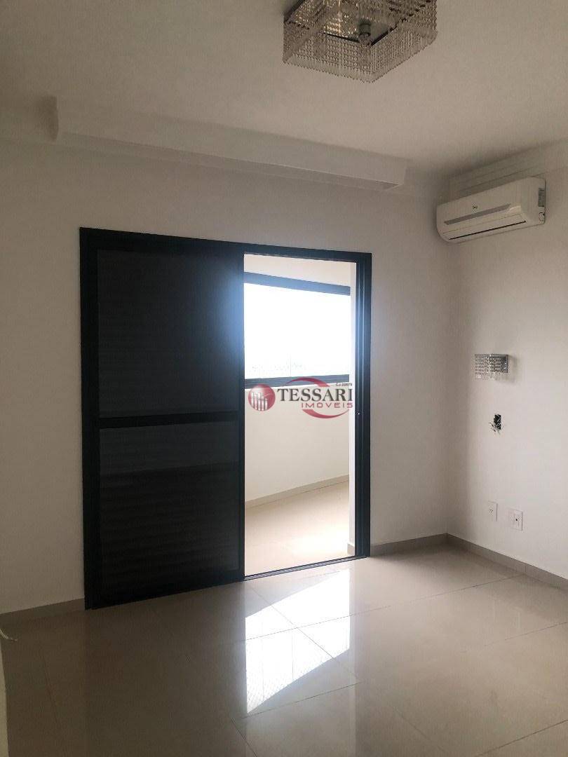 Apartamento à venda com 3 quartos, 157m² - Foto 14