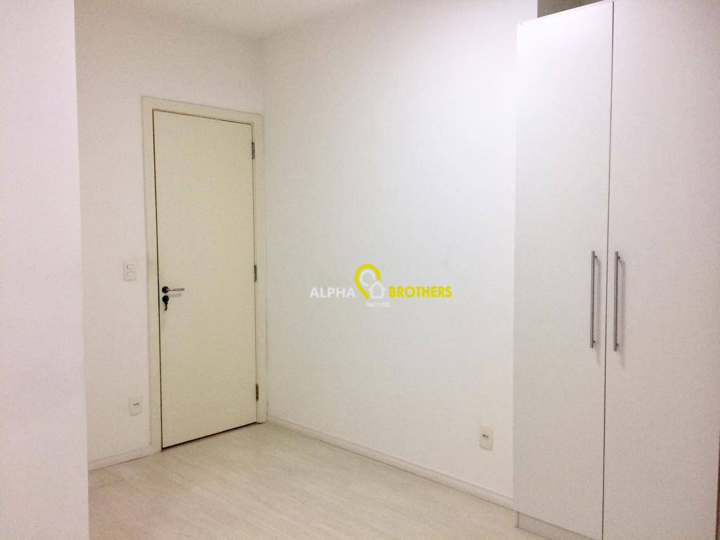 Apartamento à venda com 2 quartos, 69m² - Foto 10