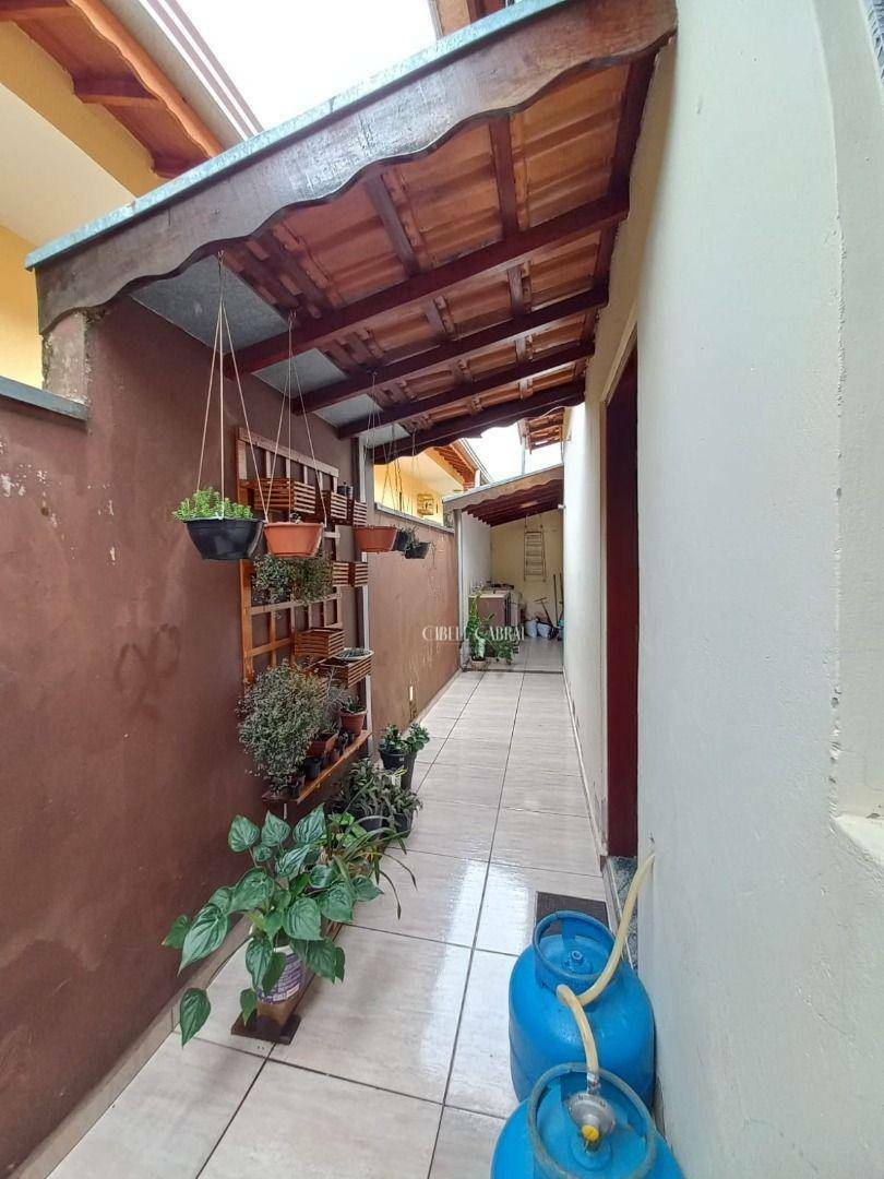 Casa à venda com 2 quartos, 82m² - Foto 22