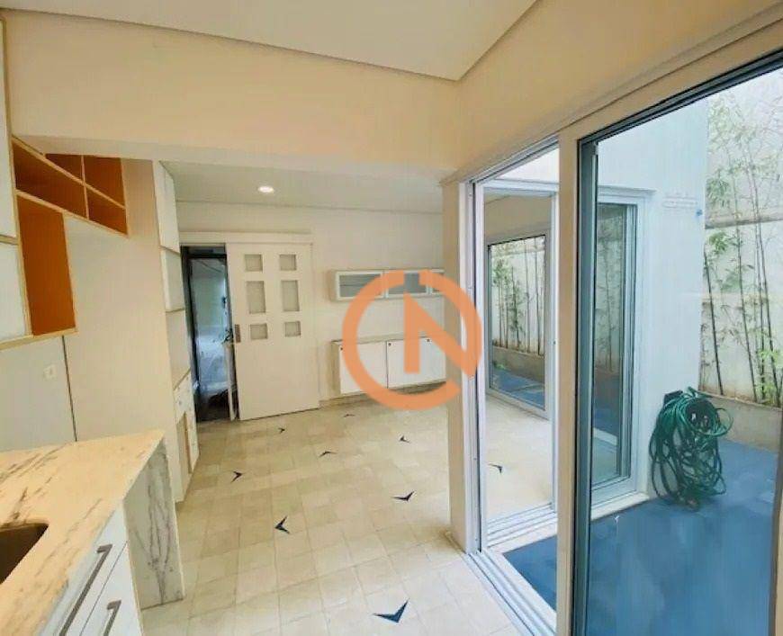 Casa de Condomínio à venda com 3 quartos, 192m² - Foto 13