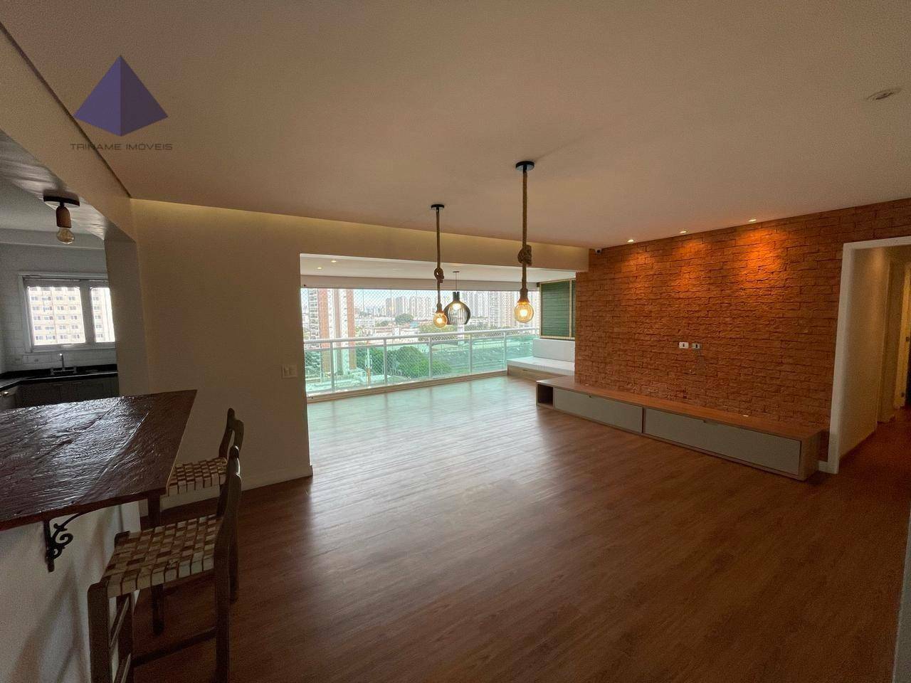 Apartamento à venda com 2 quartos, 105m² - Foto 1