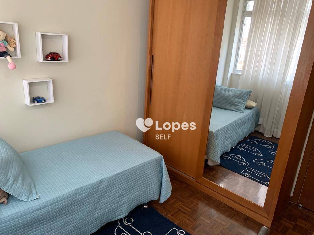 Apartamento à venda com 3 quartos, 155m² - Foto 10