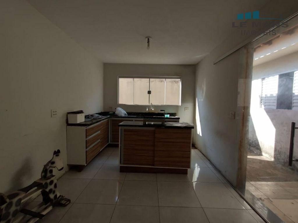 Casa à venda com 3 quartos, 139m² - Foto 6