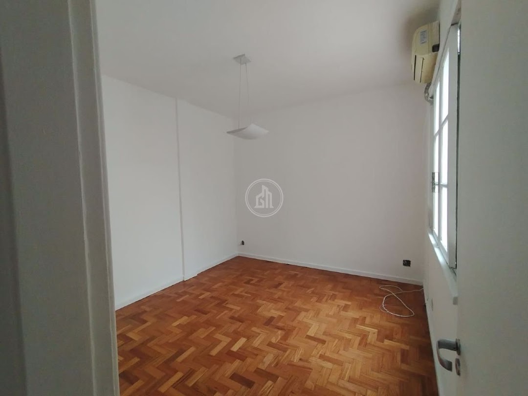 Apartamento à venda com 2 quartos, 70m² - Foto 8