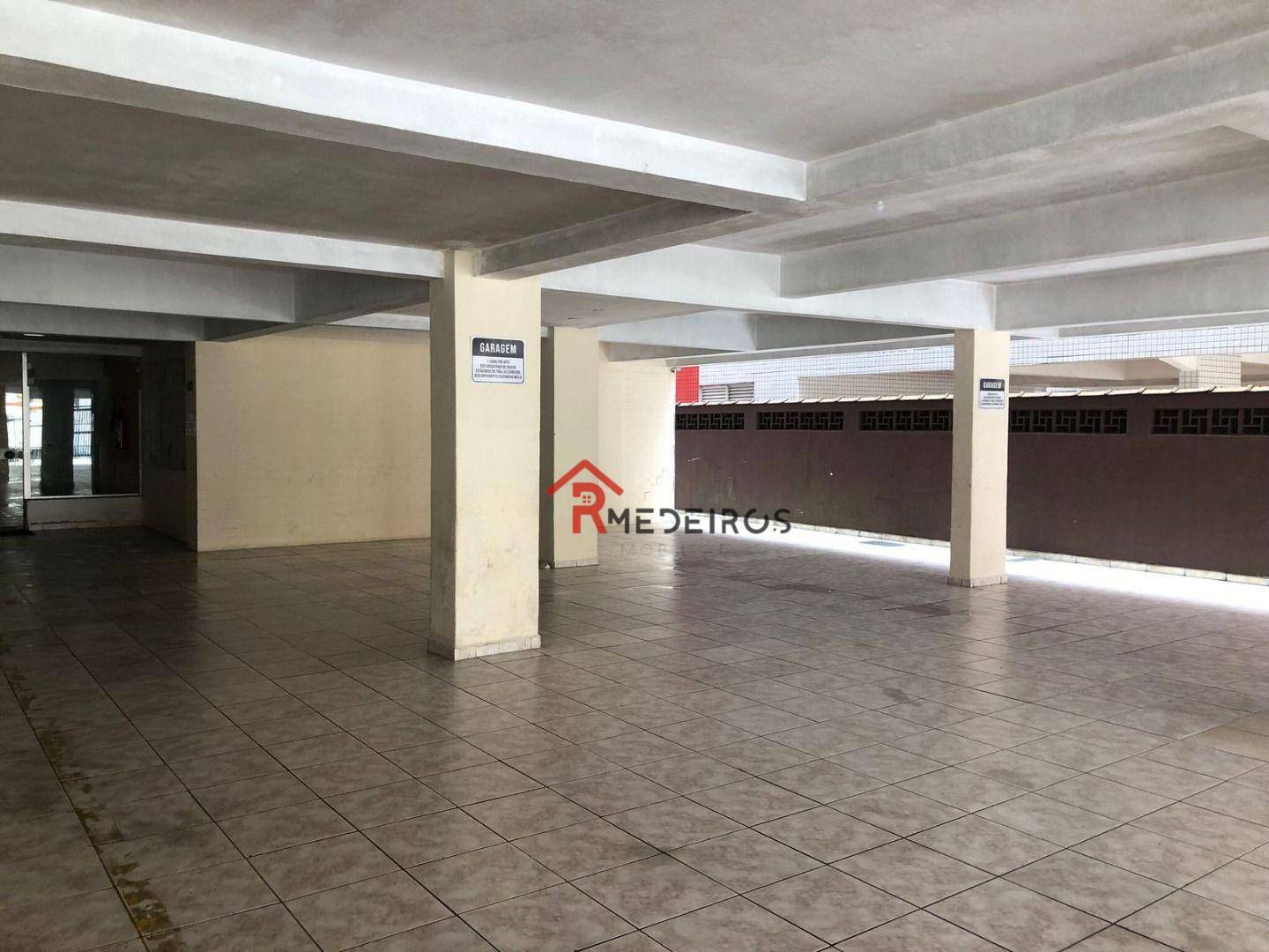 Apartamento à venda com 1 quarto, 56m² - Foto 18