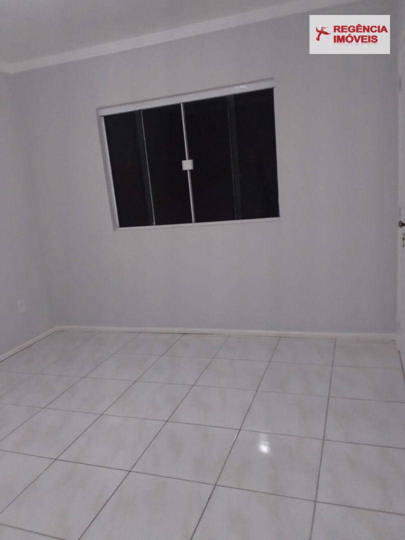 Casa para alugar com 2 quartos, 85m² - Foto 18