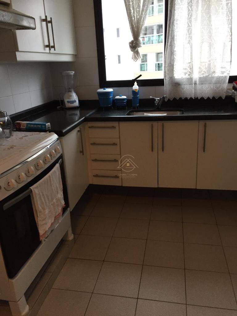 Apartamento à venda com 3 quartos, 110m² - Foto 5