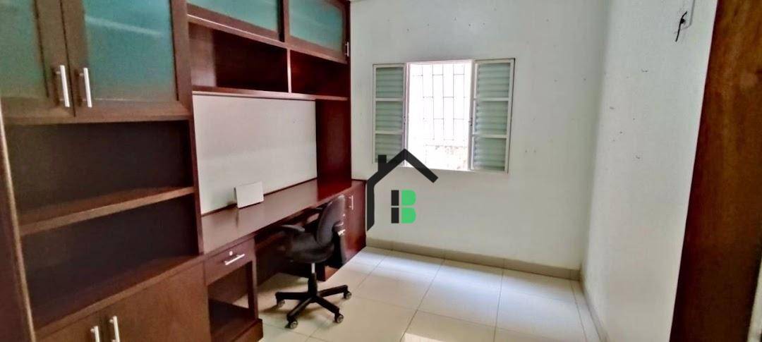 Apartamento à venda com 3 quartos, 150m² - Foto 8