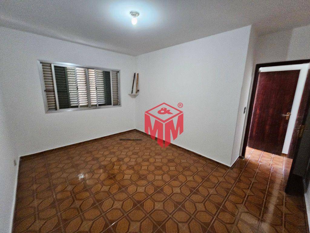 Casa à venda com 3 quartos, 149m² - Foto 8